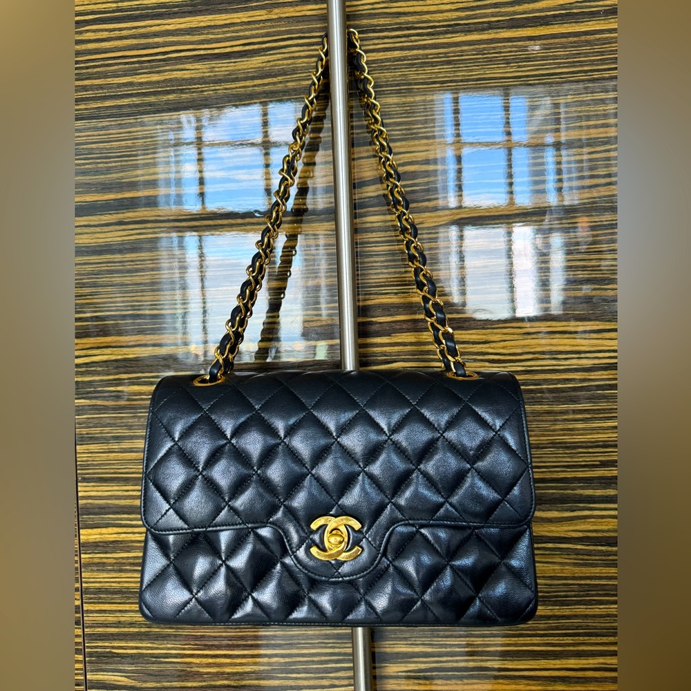 LOT 352 EXCELLENT CHANEL 24K gold plated vintage curved double flap